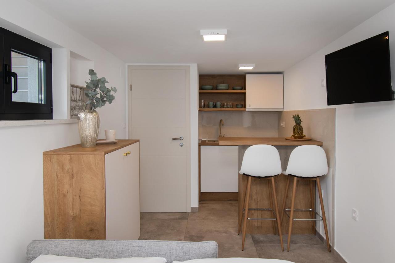 Apartmani Monika Zaboric Dış mekan fotoğraf