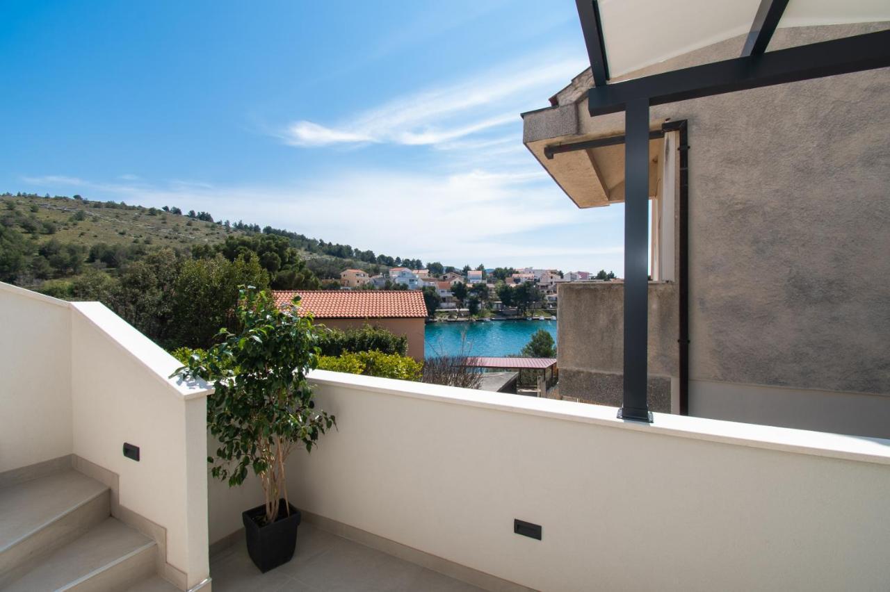 Apartmani Monika Zaboric Dış mekan fotoğraf