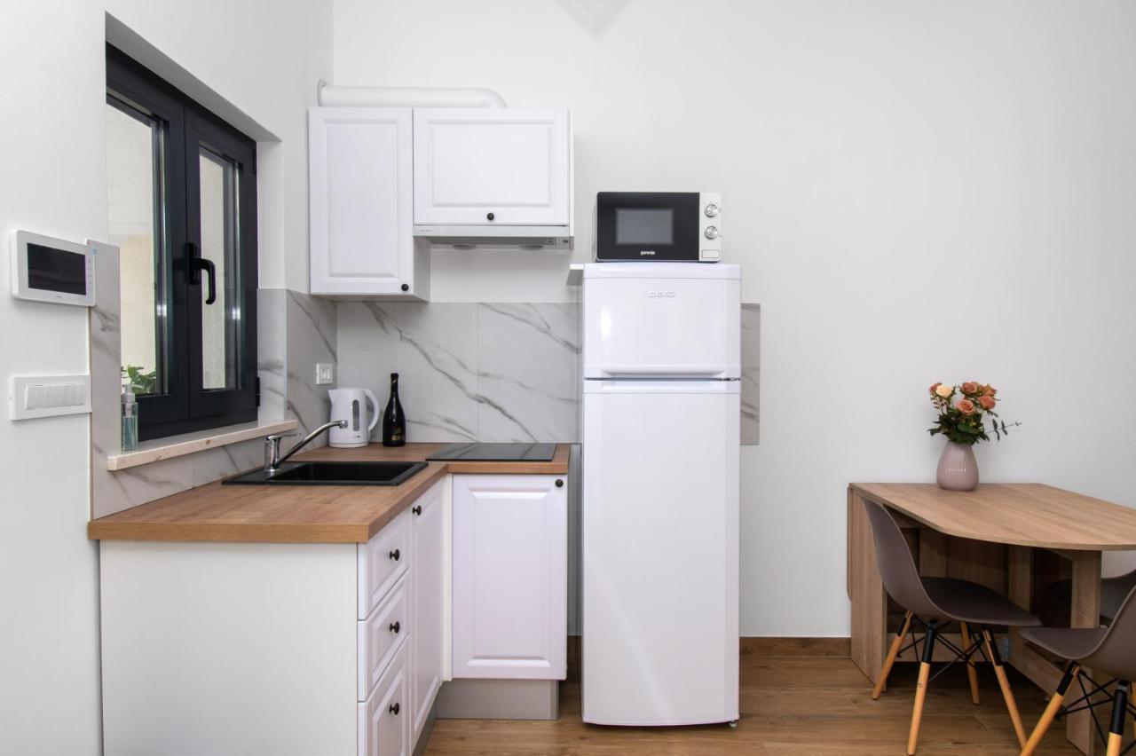 Apartmani Monika Zaboric Dış mekan fotoğraf