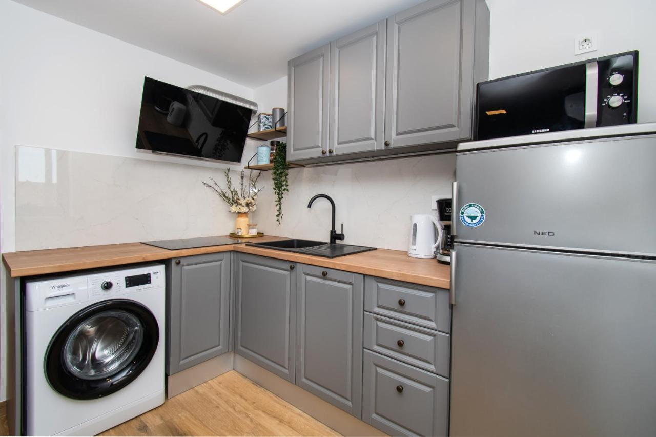 Apartmani Monika Zaboric Dış mekan fotoğraf