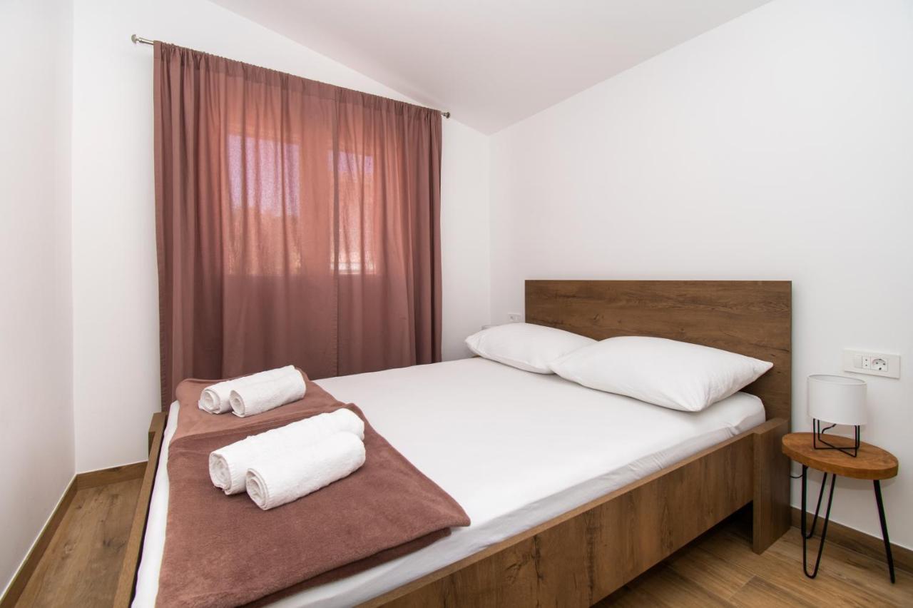 Apartmani Monika Zaboric Dış mekan fotoğraf