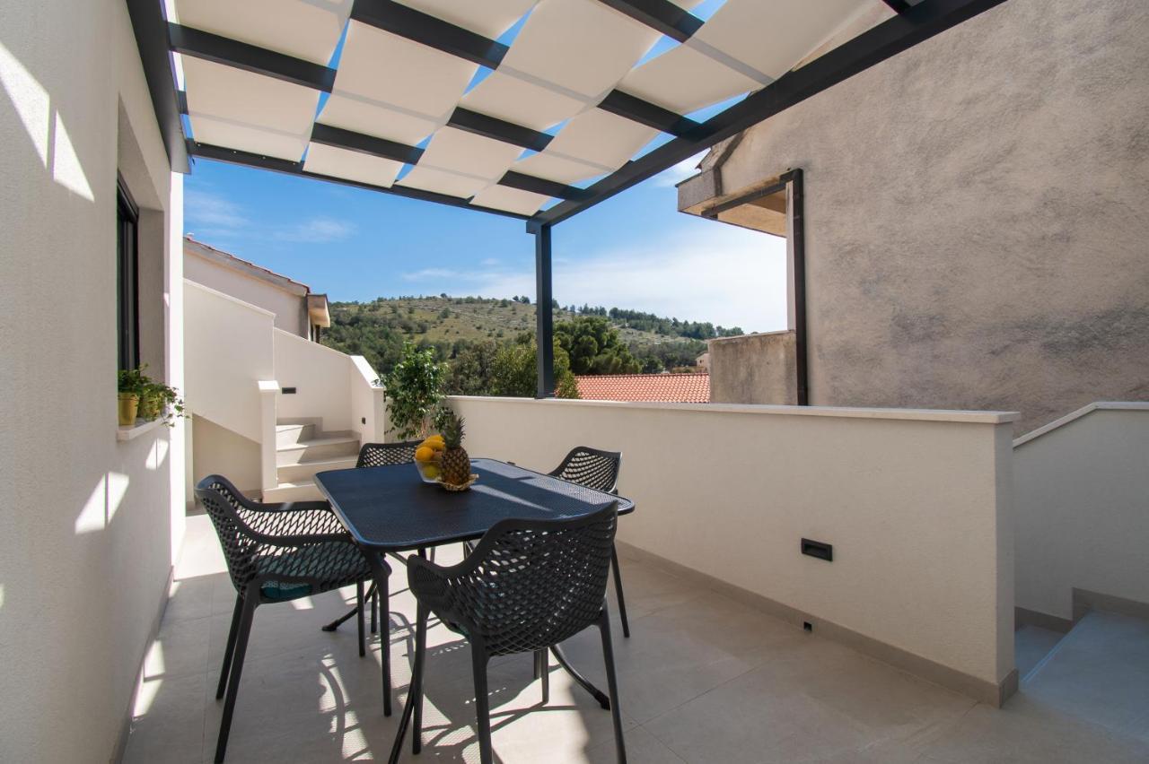 Apartmani Monika Zaboric Dış mekan fotoğraf
